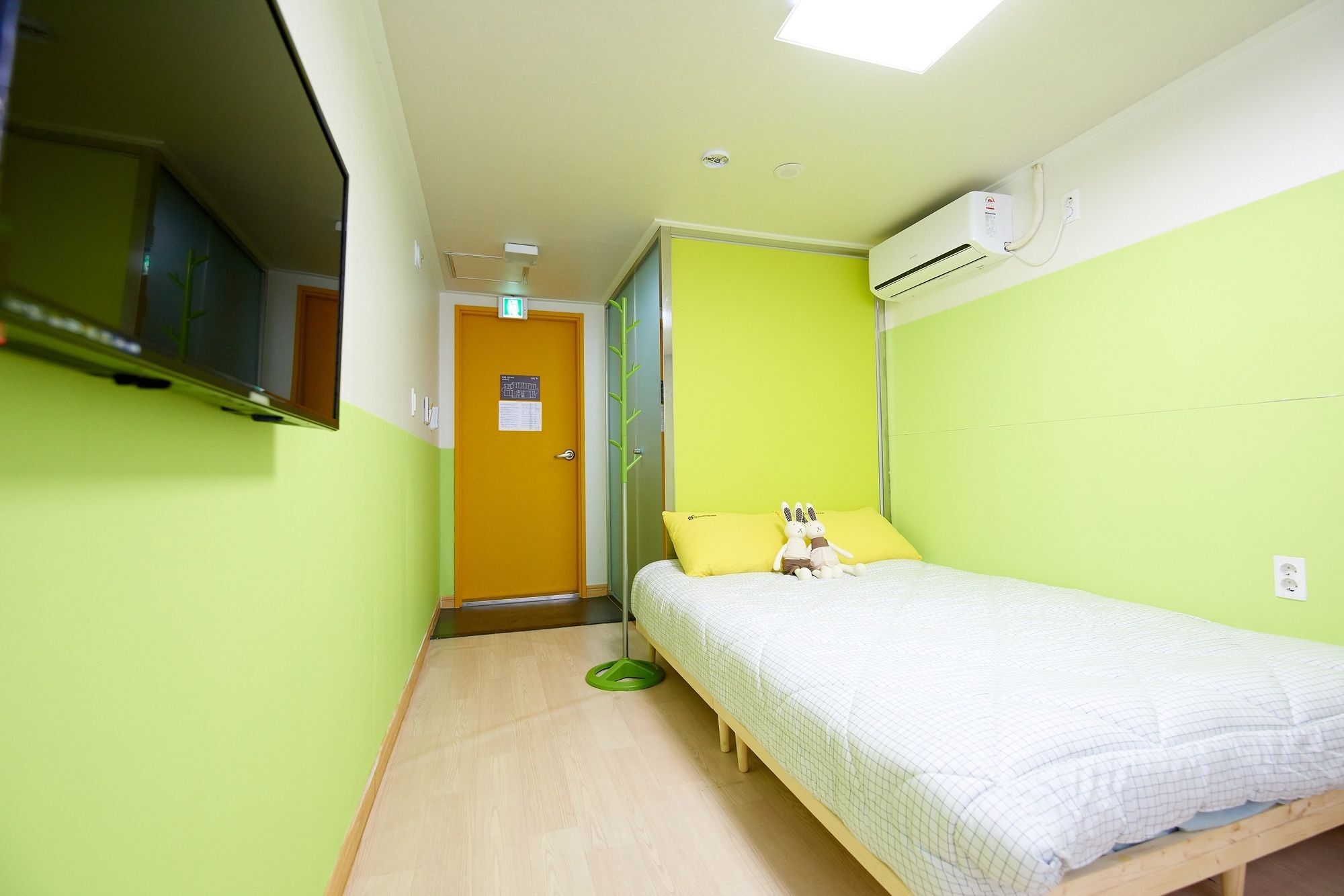 24 Guesthouse Jagalchi Busan Exteriör bild