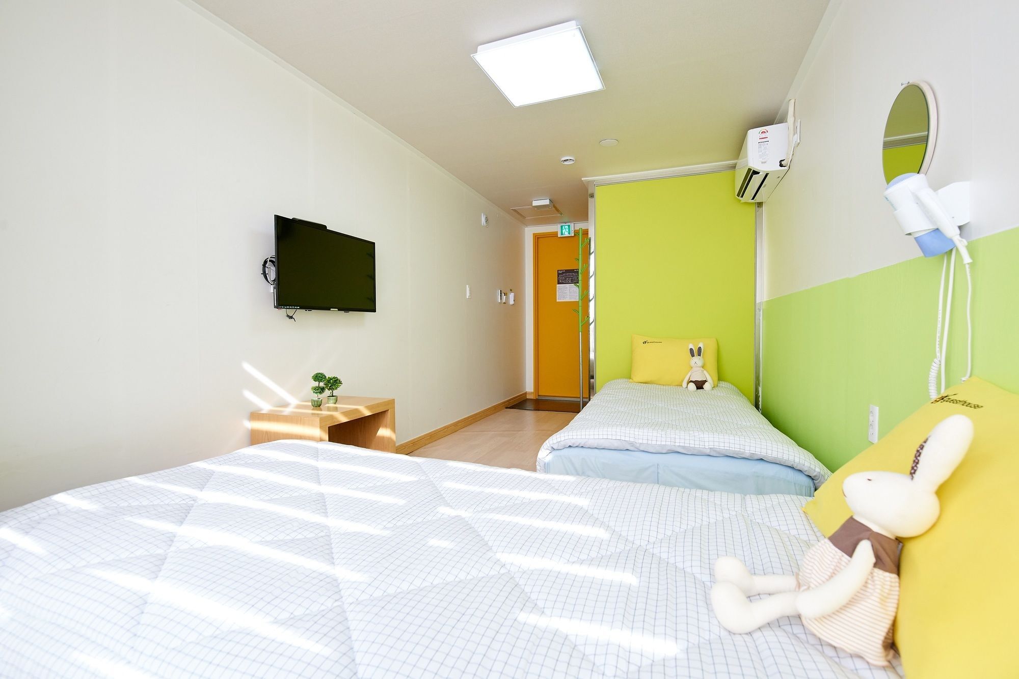 24 Guesthouse Jagalchi Busan Exteriör bild